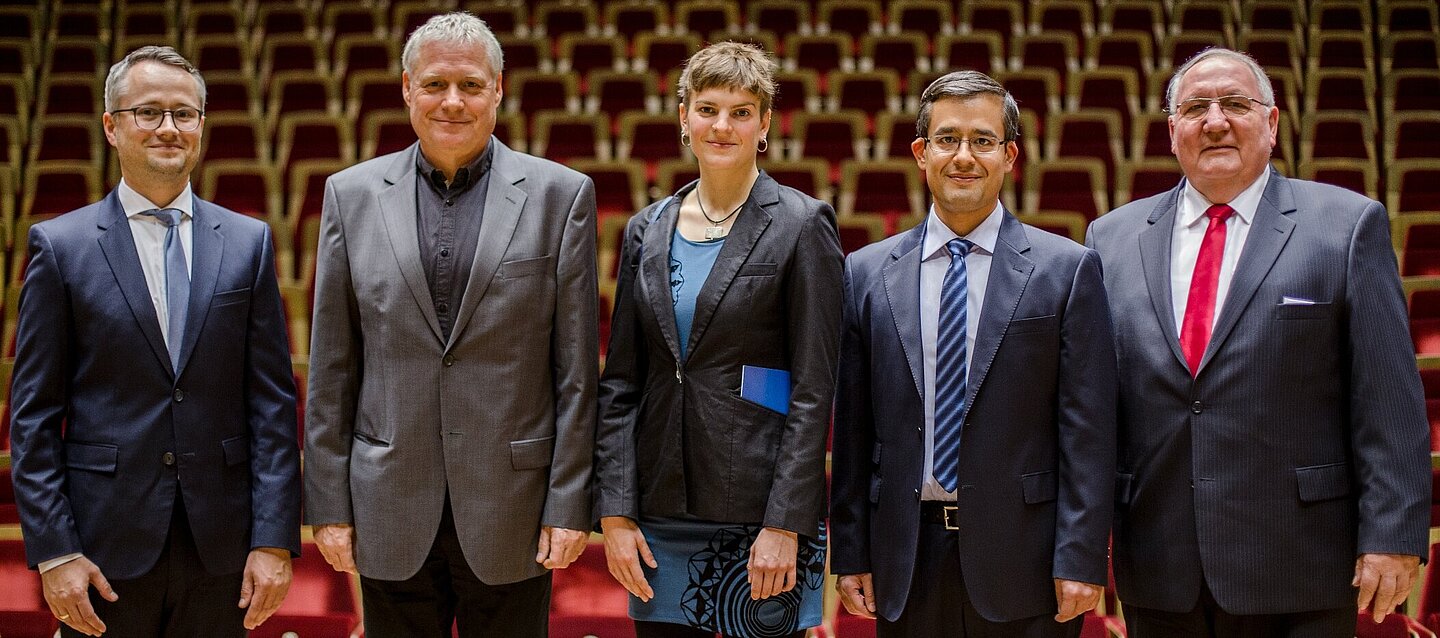 Die Preisträger 2018 (v.l.n.r.): Dr. Andreas Reinhold, Dr, Jürgen Loll, Cornelia Günther, Jamshid Moghimi, Winfried Pinninghoff. (Foto: Robert Weinhold/HTWK Leipzig)