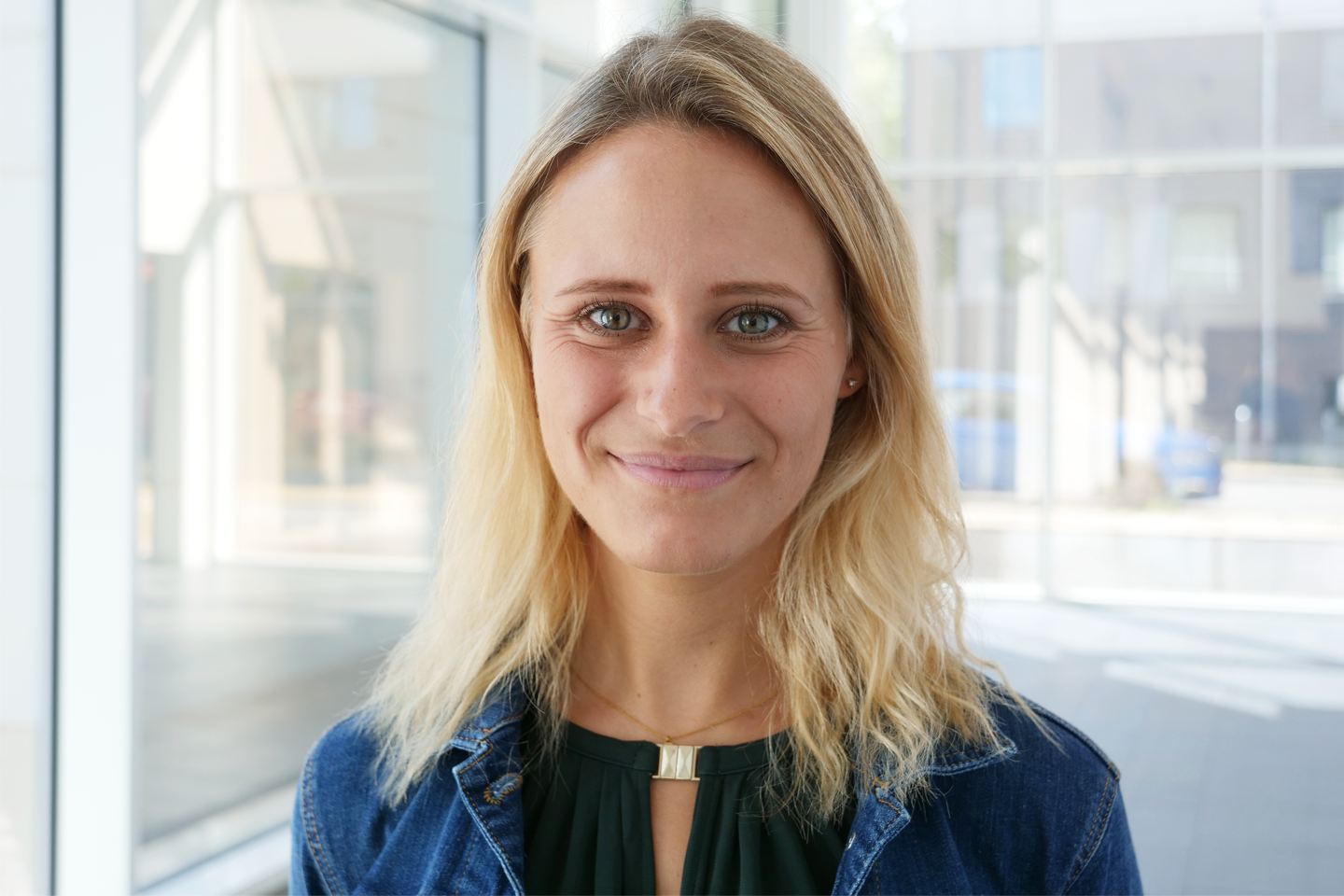 Sophia Reker Portraitfoto - wenn Link vorhanden, führt dieser zur Website der Person