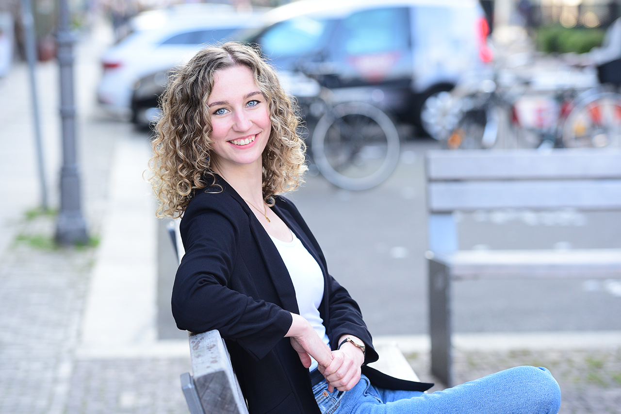 Portraitfoto - wenn Link vorhanden, führt dieser zur Website der Person
